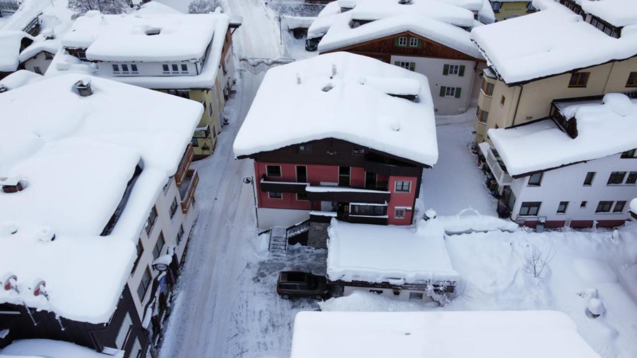 Haus Richard Falch - Inklusive Kostenloser Premium-Sommerkarte Sankt Anton am Arlberg Esterno foto