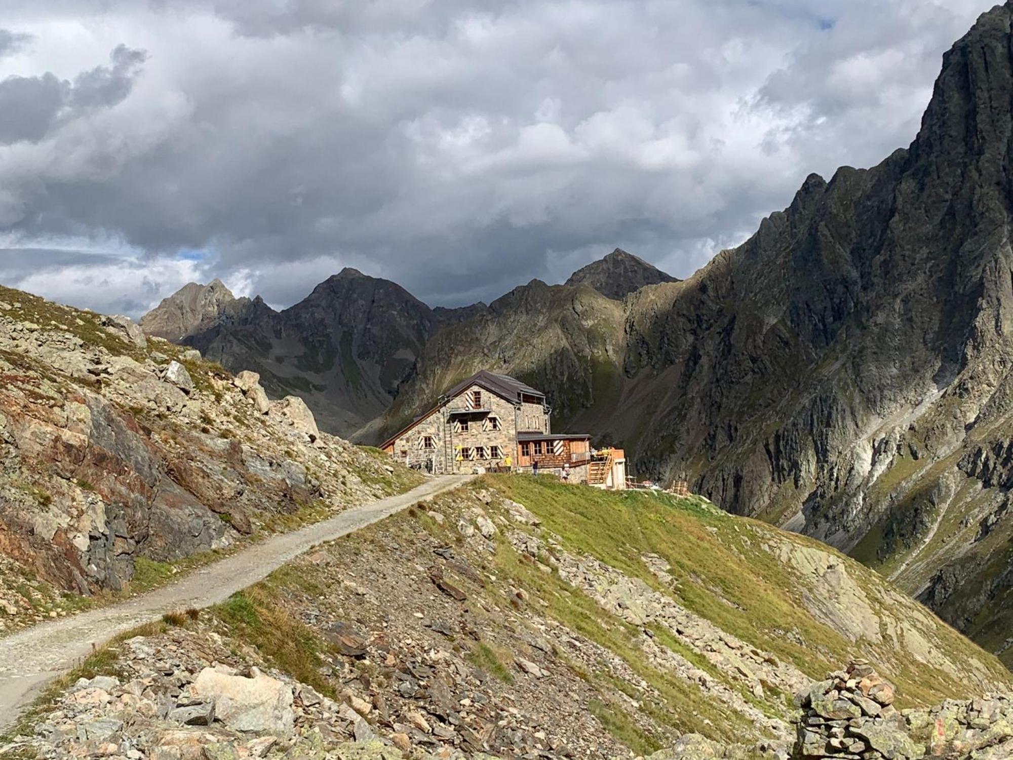 Haus Richard Falch - Inklusive Kostenloser Premium-Sommerkarte Sankt Anton am Arlberg Esterno foto