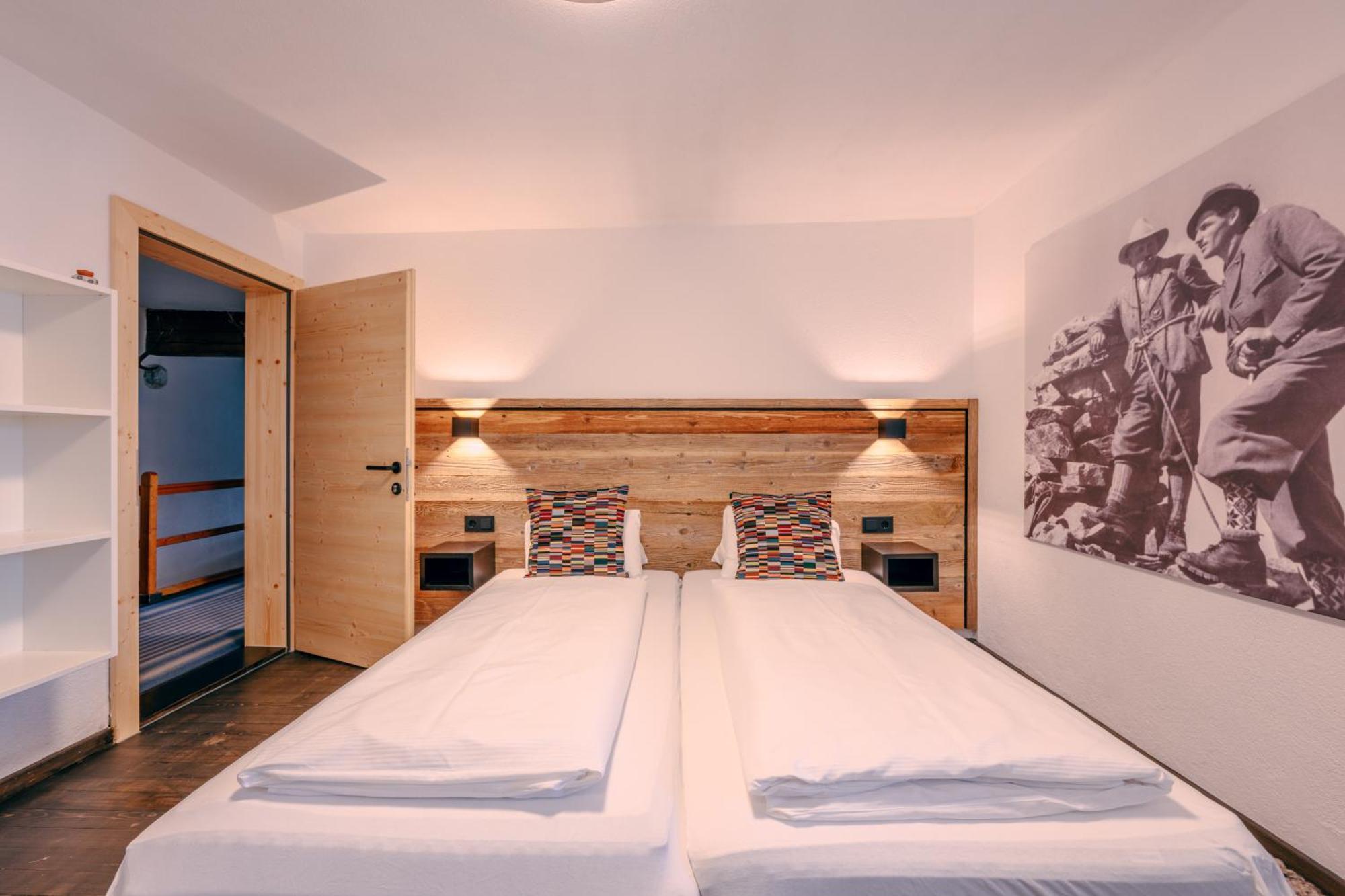 Haus Richard Falch - Inklusive Kostenloser Premium-Sommerkarte Sankt Anton am Arlberg Esterno foto