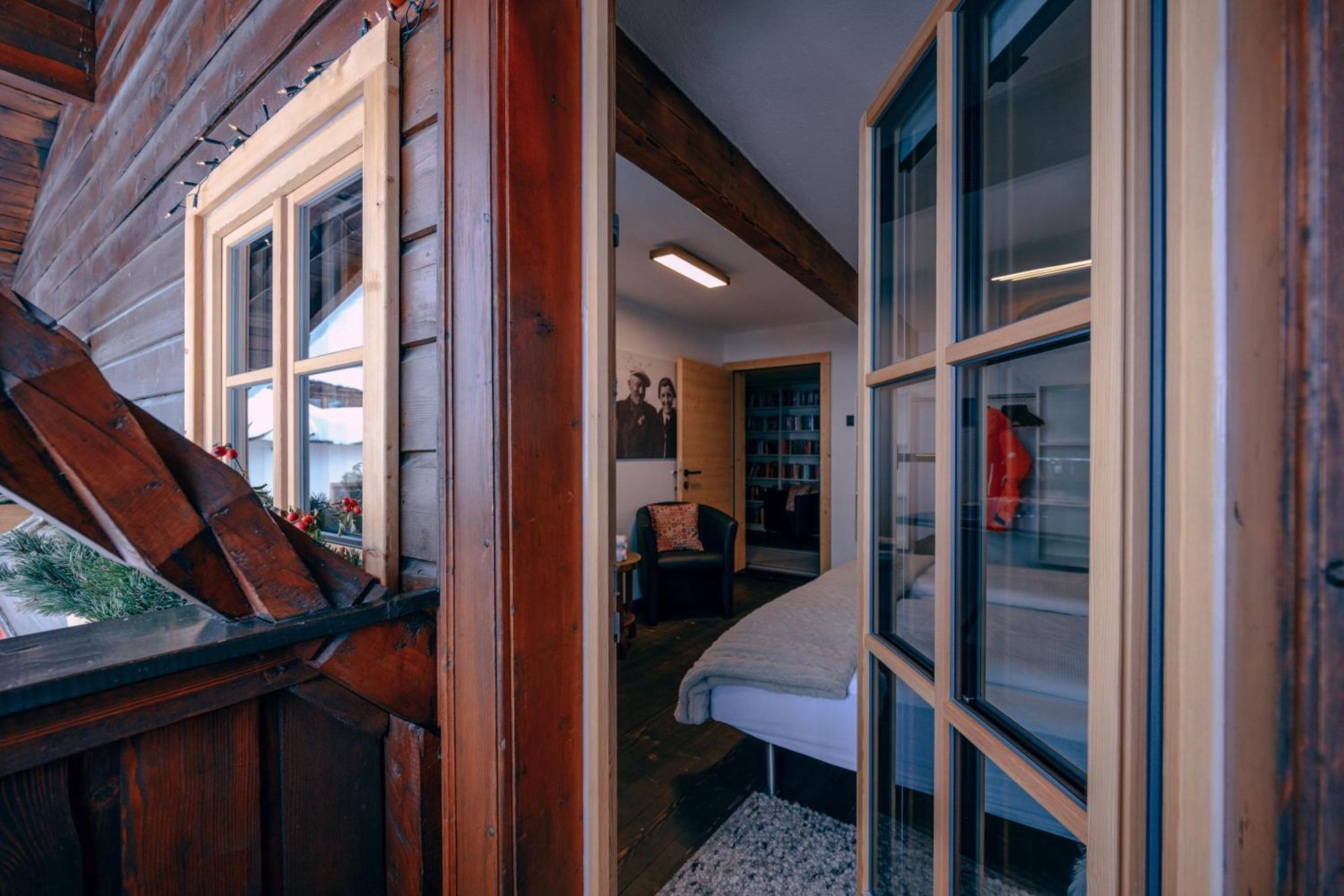 Haus Richard Falch - Inklusive Kostenloser Premium-Sommerkarte Sankt Anton am Arlberg Esterno foto