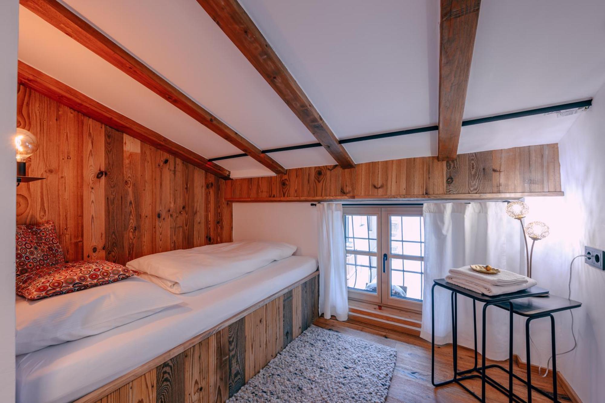 Haus Richard Falch - Inklusive Kostenloser Premium-Sommerkarte Sankt Anton am Arlberg Esterno foto